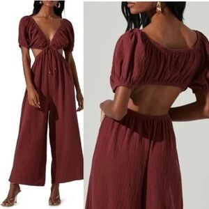 Astr Burgundy Cutout Puff-Sleeve Wide-Leg Jumpsuit